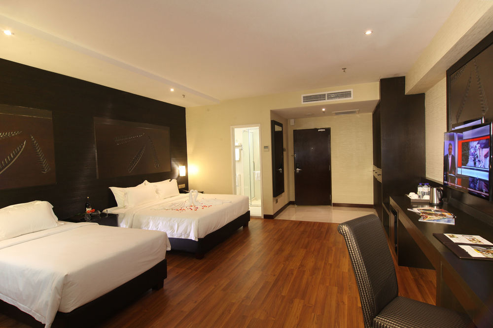 Vouk Hotel Suites, Penang Джорджтаун Екстер'єр фото