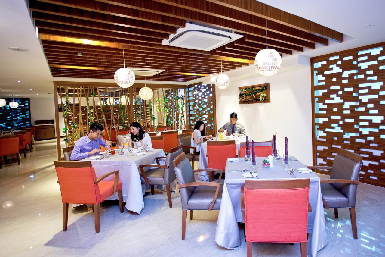 Vouk Hotel Suites, Penang Джорджтаун Екстер'єр фото